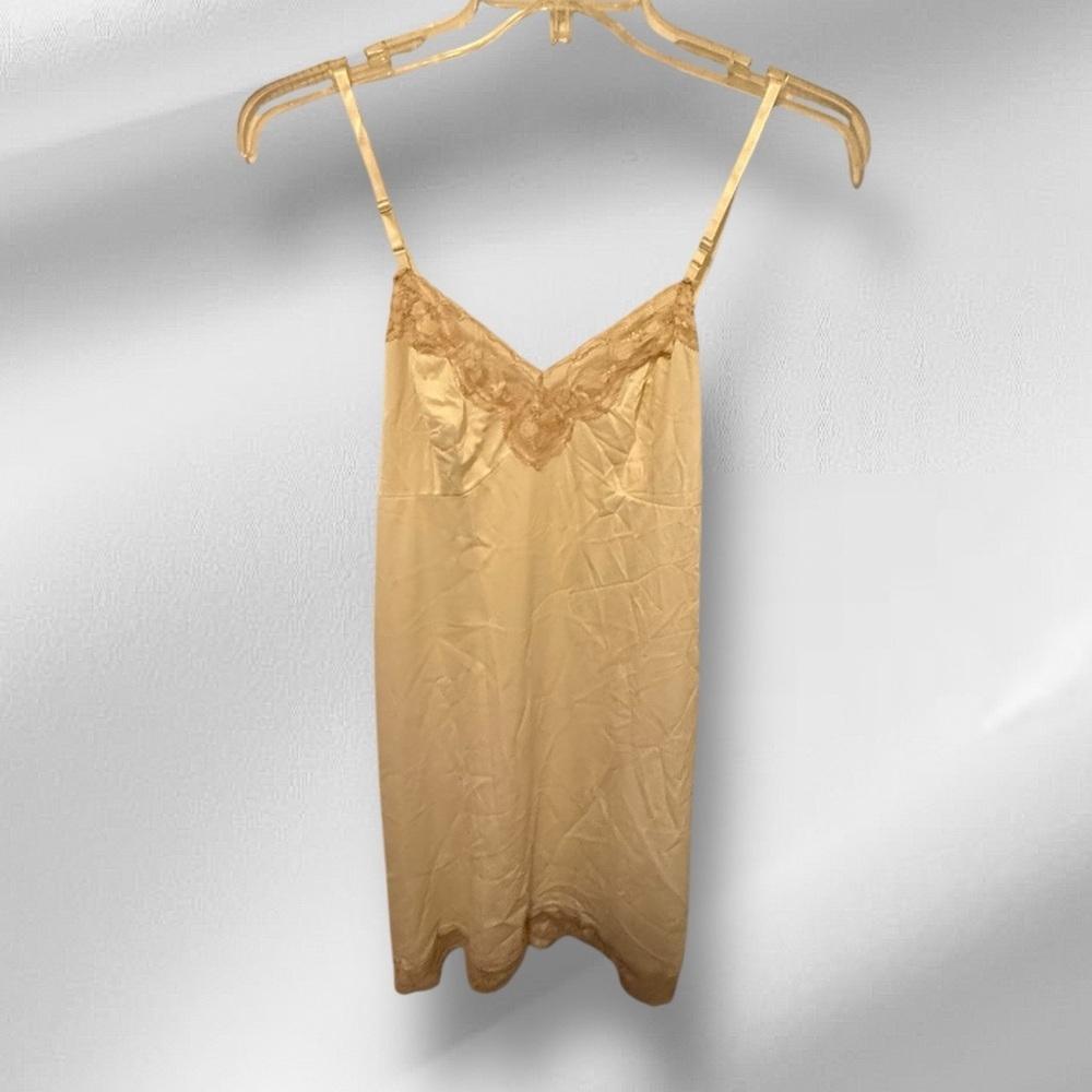 Vintage Vanity Fair‎ Nylon Full Slip - Picture 1 of 5